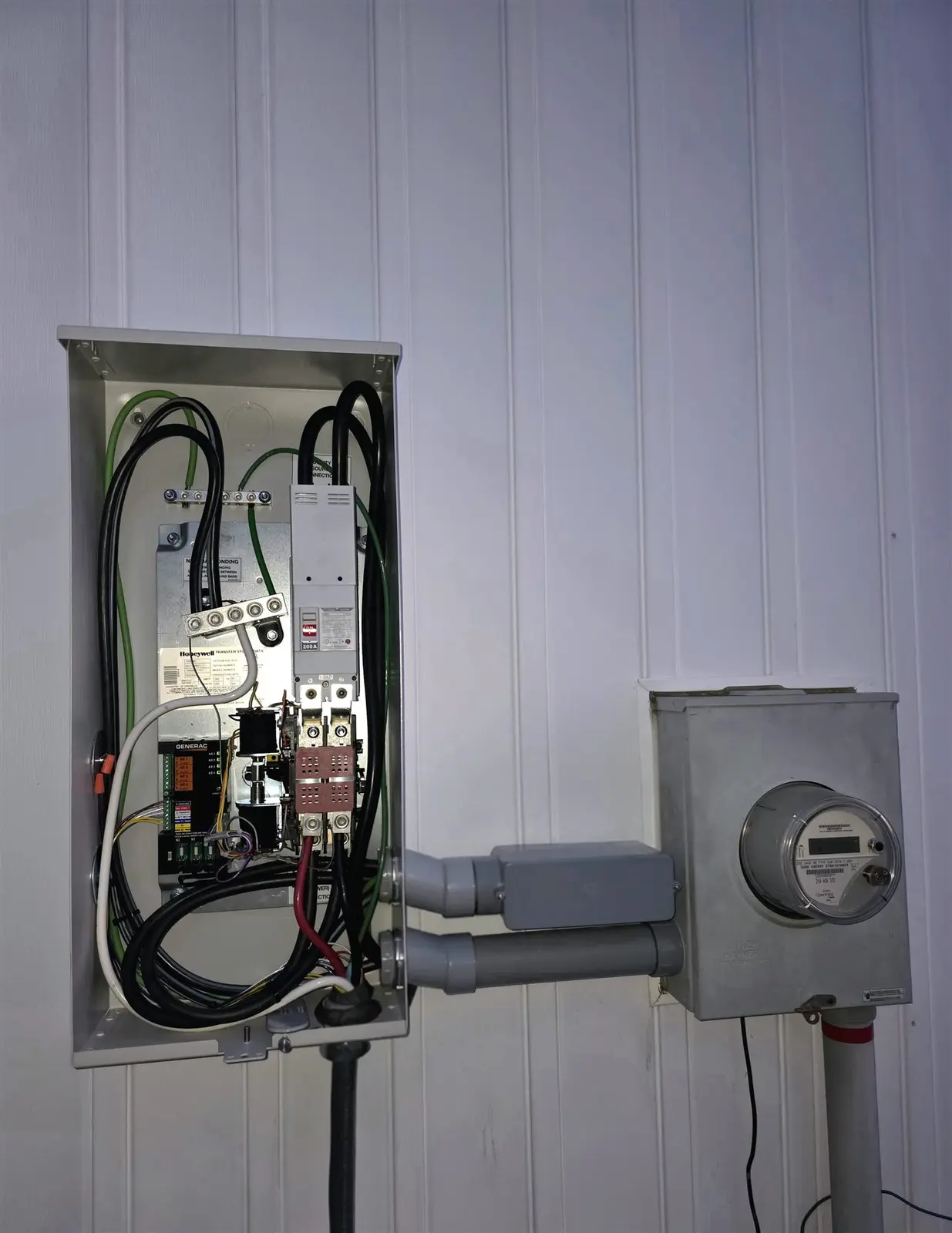 Automatic transfer switch wiring for a standby generator